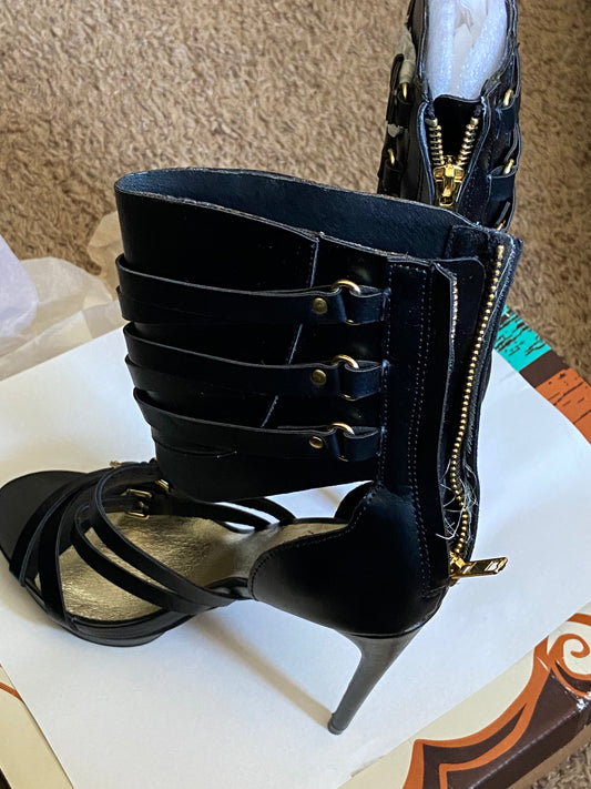 SCIONS RACK: Zigi Soho Zyana Black Leather Sandal Women's