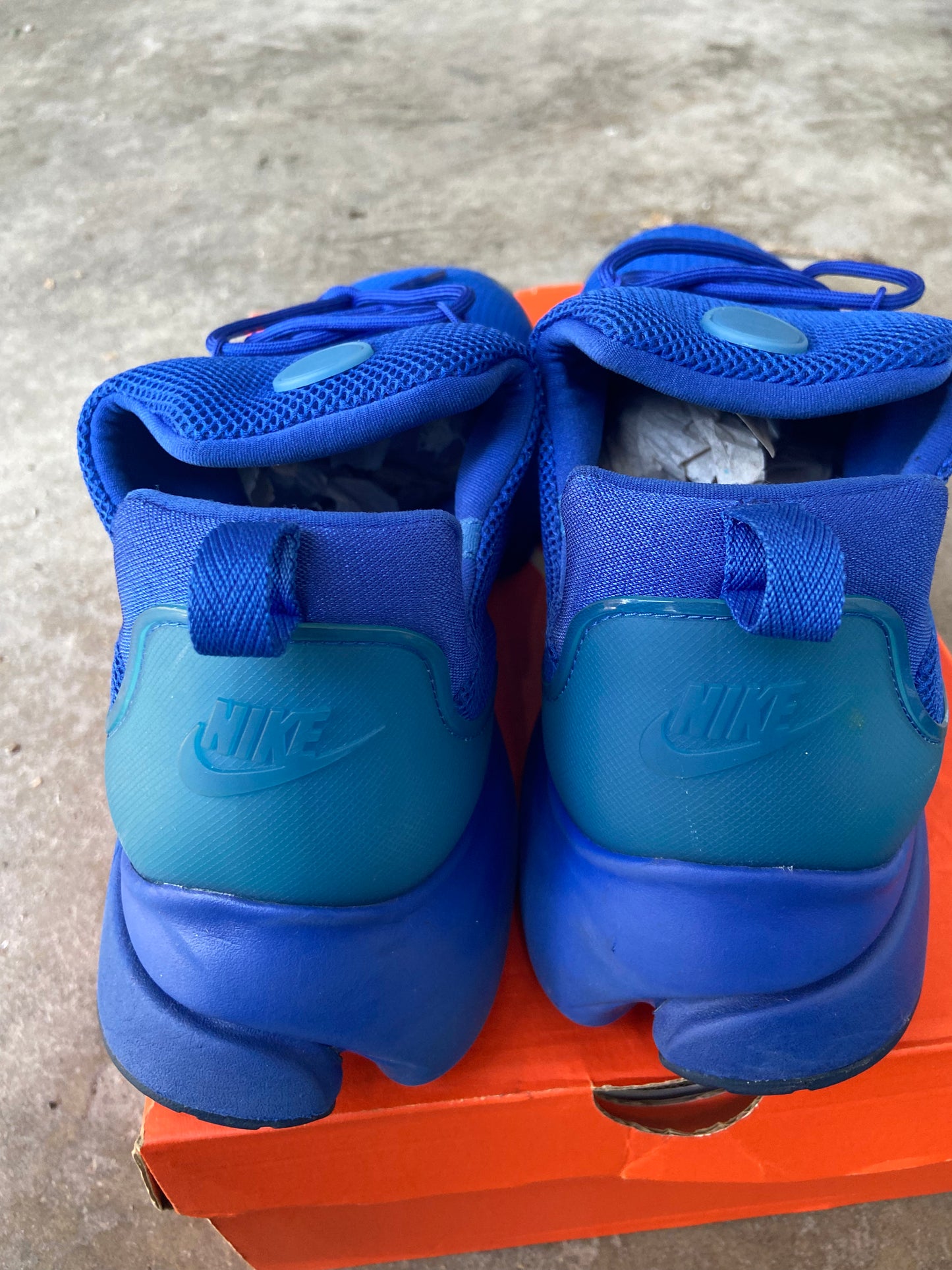 SCIONS RACK: NIKE PRESTO FLY "ROYAL BLUE" [GRADE: B]