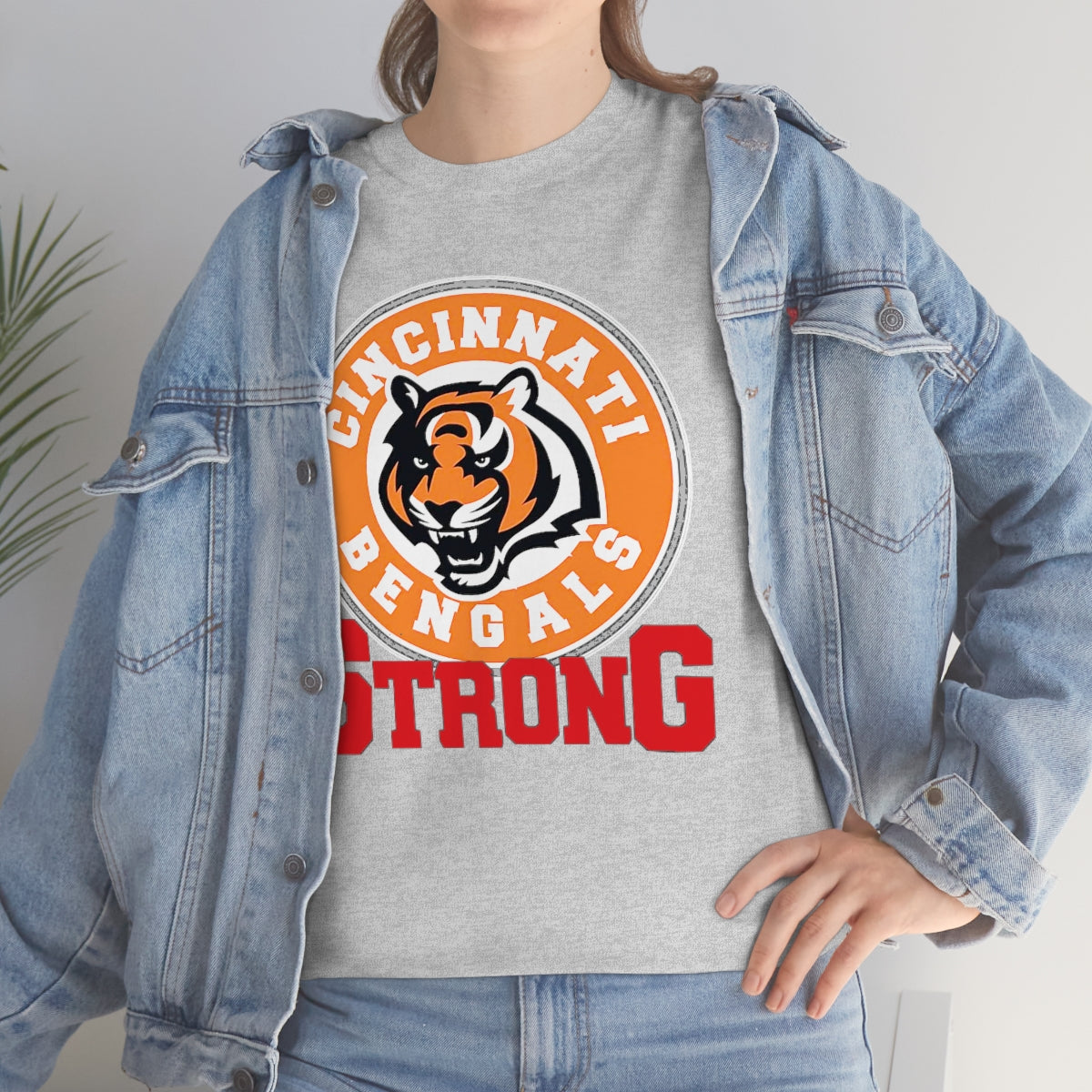 PACE: "B STRONG"/ Unisex Heavy Cotton T-Shirt