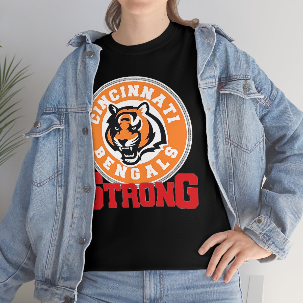 PACE: "B STRONG"/ Unisex Heavy Cotton T-Shirt